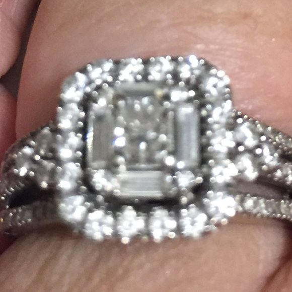 Celebration Lux Ring - Picture 5 of 5